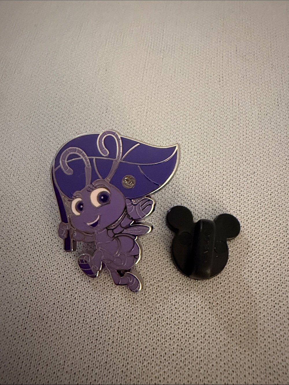 Disney dot wave b purple Enamel Pin - Kids Accessories